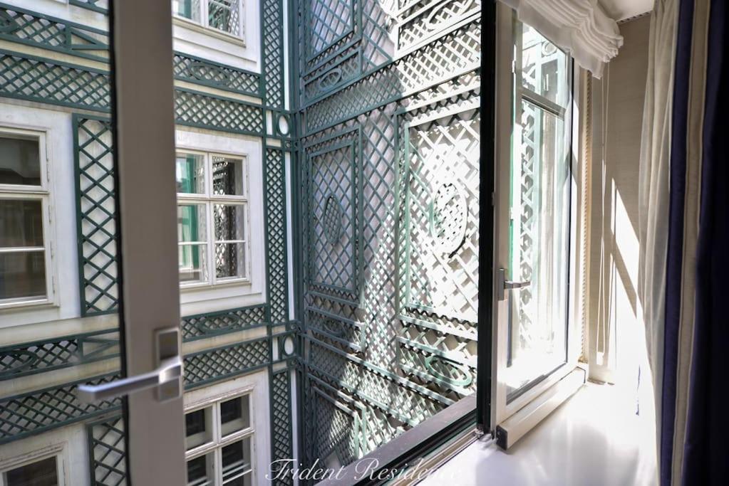 Zum Blauen Karpfen Apartment Vienna Exterior photo