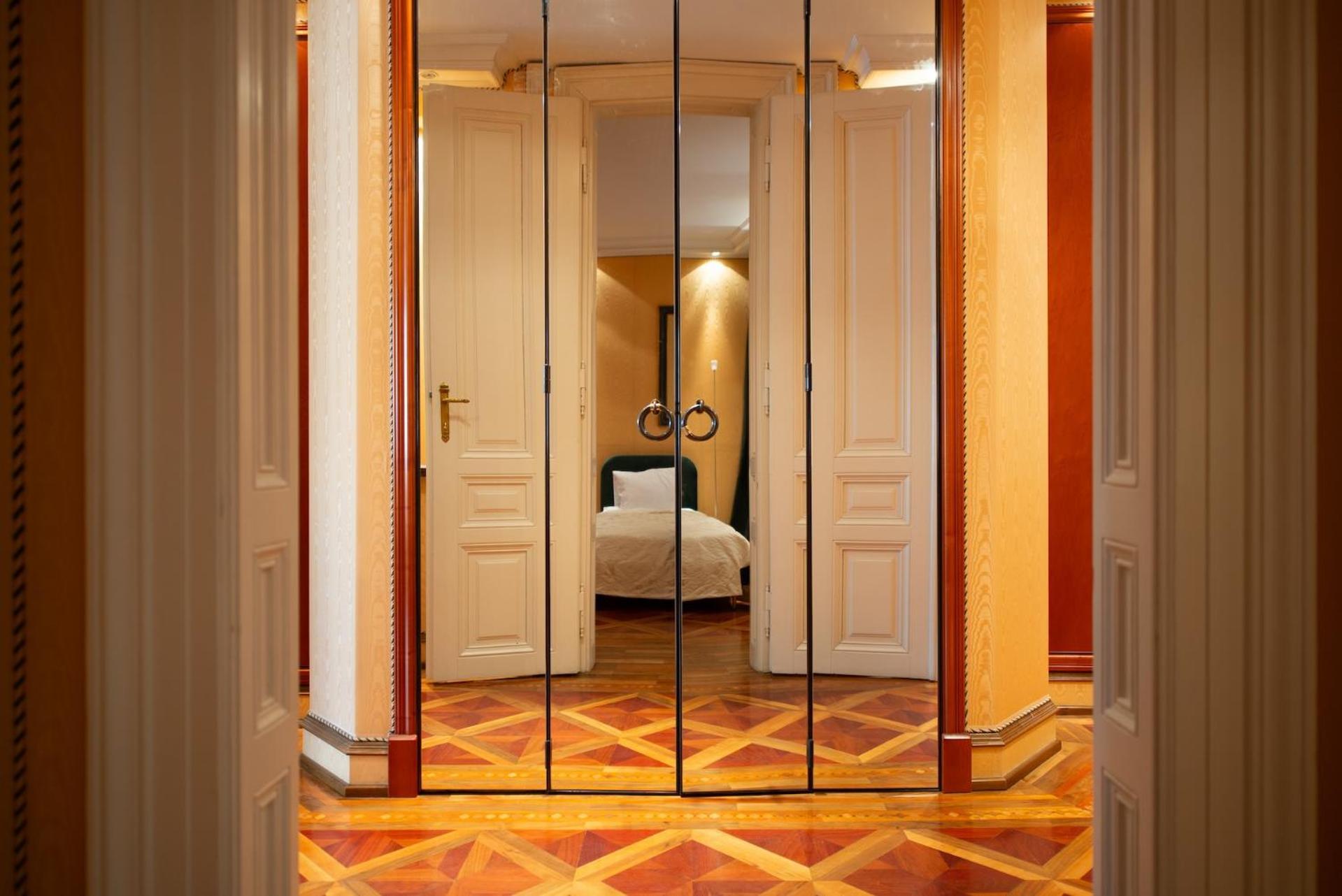 Zum Blauen Karpfen Apartment Vienna Exterior photo